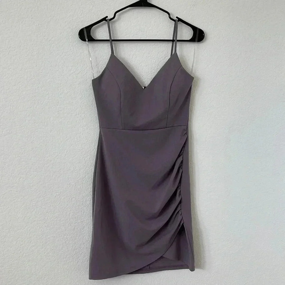 EUC | Windsor | Sz M | Purple Mini Dress w/ Ruching - Picture 1 of 7